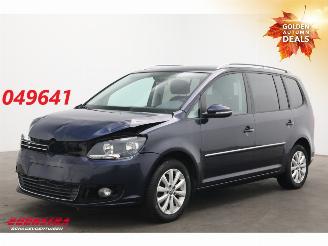 Voiture accidenté Volkswagen Touran 1.2 TSI Highline 1e Eig!! Navi Clima Cruise PDC 39.189 km!! 2014/1