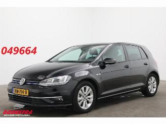 Voiture accidenté Volkswagen Golf 1.5 TSI Comfortline ACC Navi Clima PDC AHK 2018/1