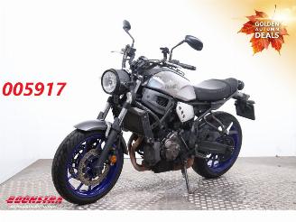 škoda motocykly Yamaha  XSR700 ABS 28.102 km! 2016/8