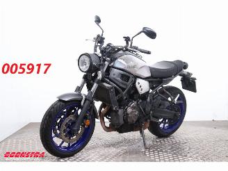 dañado motos Yamaha  XSR700 ABS 28.102 km! 2016/8