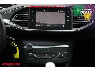 Peugeot 308 SW 1.2 PT GT-line Pano Navi Clima Cruise Camera 74.860 km! picture 13