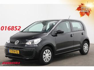 skadebil auto Volkswagen Up! 1.0 5-DRS Airco Bluetooth 39.306 km! 2023/9