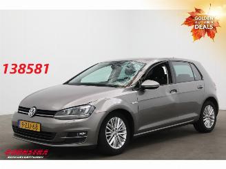Schadeauto Volkswagen Golf 1.4 TSI CUP Edition Xenon Navi Cruise Clima PDC 2015/1