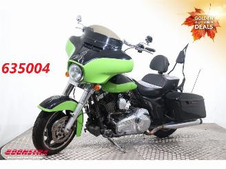 škoda motocykly Harley-Davidson  FLHX Street Glide LED RC Exhaust 2013/12