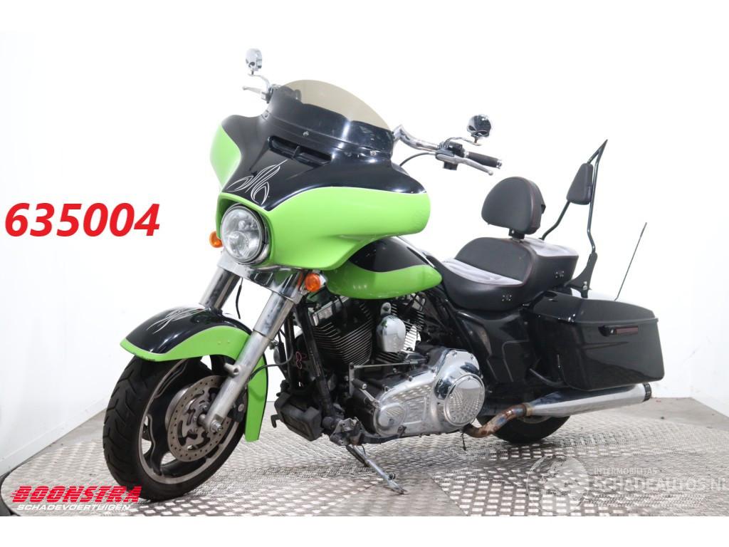 Harley-Davidson FLHX Street Glide LED RC Exhaust