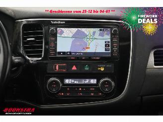 Mitsubishi Outlander 2.0 PHEV Instyle Schuifdak Leder Navi Clima Cruise Camera SHZ AHK picture 15