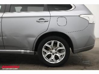 Mitsubishi Outlander 2.0 PHEV Instyle Schuifdak Leder Navi Clima Cruise Camera SHZ AHK picture 7