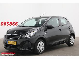 Damaged car Peugeot 108 1.0 e-VTi Active Bluetooth Airco Camera 2020/11