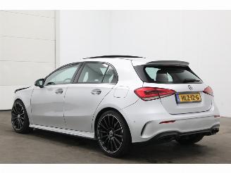 Mercedes A-klasse 180 d 7G-Tronic AMG Pano LED Memory Camera SHZ 45.179 km! picture 4