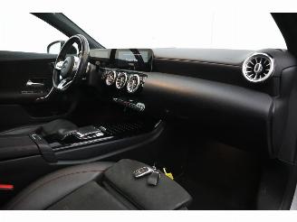 Mercedes A-klasse 180 d 7G-Tronic AMG Pano LED Memory Camera SHZ 45.179 km! picture 13