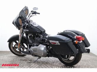 Harley-Davidson  FLD Switchback LED 4.794 Miles! picture 4