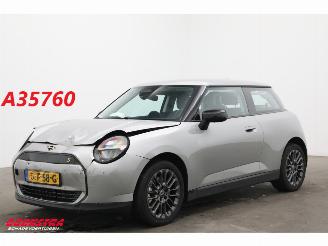 škoda osobní automobily Mini Cooper SE Electric 54.2 kWh 218 PK LED Navi Cruise Camera 2024/8