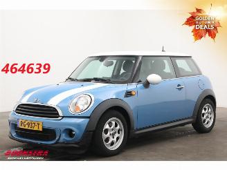 Voiture accidenté Mini One 1.6 D Navi Clima Cruise PDC 2013/7