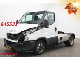 damaged commercial vehicles Iveco Daily 40C18 Hi-Matic BE-trekker Navi Clima Cruise 2020/1