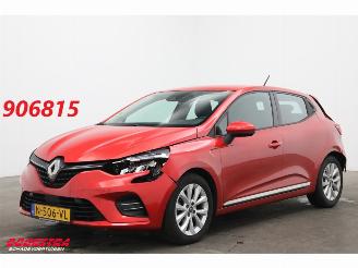 Schadeauto Renault Clio 1.0 TCe Bi-Fuel Zen Carplay Airco Cruise LMV 2021/12