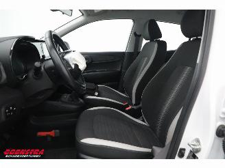 Hyundai I-10 1.0 Comfort Carplay Airco Cruise LMV 17.182KM! Orig NL. picture 14