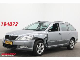 Damaged car Skoda Octavia Combi 1.4 TSI Navi Xenon Clima Cruise SHZ Gr.t. Amb. 2012/6