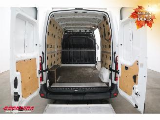 Renault Master T35 2.3 dCi L2H2 Dhollandia LBW picture 16
