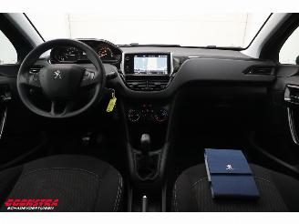 Peugeot 208 1.2 PureT. Signature Navi Camera Carplay Airco Cruise picture 12