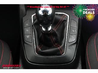 Ford Focus 1.0 EcoB. Hybrid ST-Line LED ACC Navi Clima Cruise picture 20