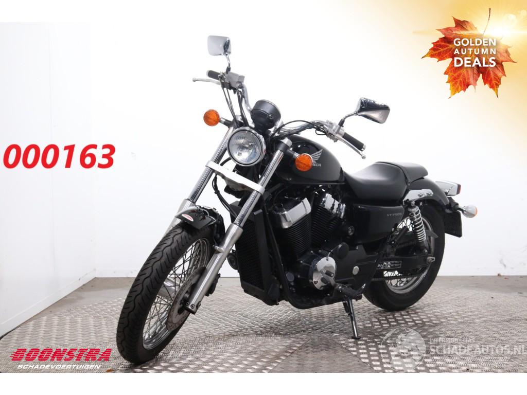 Honda VT 750 S Shadow 24.5493 km!