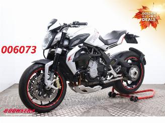 krockskadad bil motor MV Agusta Brutale Dragster 800 ABS Lap Timer Quickshift 19.101 km! 2015/3