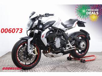 Ocazii motociclete MV Agusta Brutale Dragster 800 ABS Lap Timer Quickshift 19.101 km! 2015/3