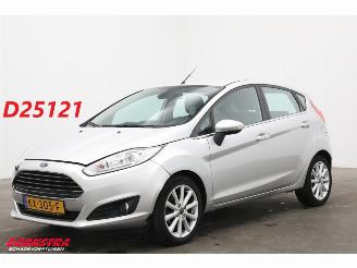 Vaurioauto  passenger cars Ford Fiesta 1.0 EcoBoost Automaat Titanium 5-DRS Airco LMV 147.805 km! 2016/8