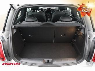 Mini Cooper SE Camden Edition 33 kWh LED Navi Clima Cruise SHZ PDC picture 27