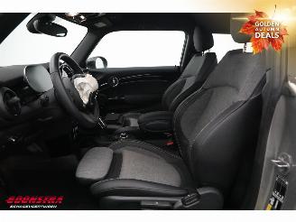 Mini Cooper SE Camden Edition 33 kWh LED Navi Clima Cruise SHZ PDC picture 16