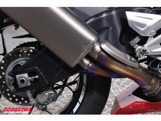 Honda CBR 1000 RR-R Fireblade Akrapovic ABS LED picture 9