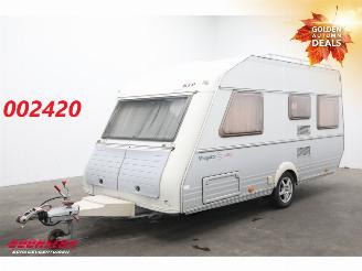 Schade caravan Kip  Nagivator 44TDB Frans Bed Ringverwarming 2003/6