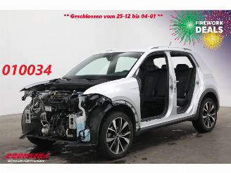 uszkodzony samochody osobowe Volkswagen T-Cross 1.0 TSI R-Line DSG Teilediebstahl ACC Virtual Clima Camera SHZ 20.232 km! 2024/11
