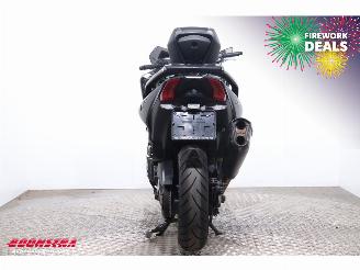 Yamaha  T-Max 530 Black Max Akrapovic picture 8