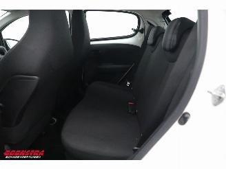 Peugeot 108 1.0 e-VTi Active Automaat Bluetooth Airco 43.052 km! picture 16