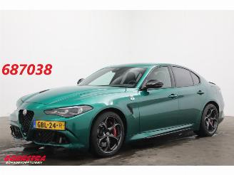 Damaged car Alfa Romeo Giulia 2.9 V6 Quadrifoglio 520 PK Facelift! Carbon ACC LED Camera H/K 11.487 km! 2024/6
