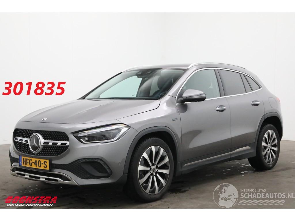 Mercedes GLA 250 e LED ACC HUD Memory 360° Burmester 39.281 km!