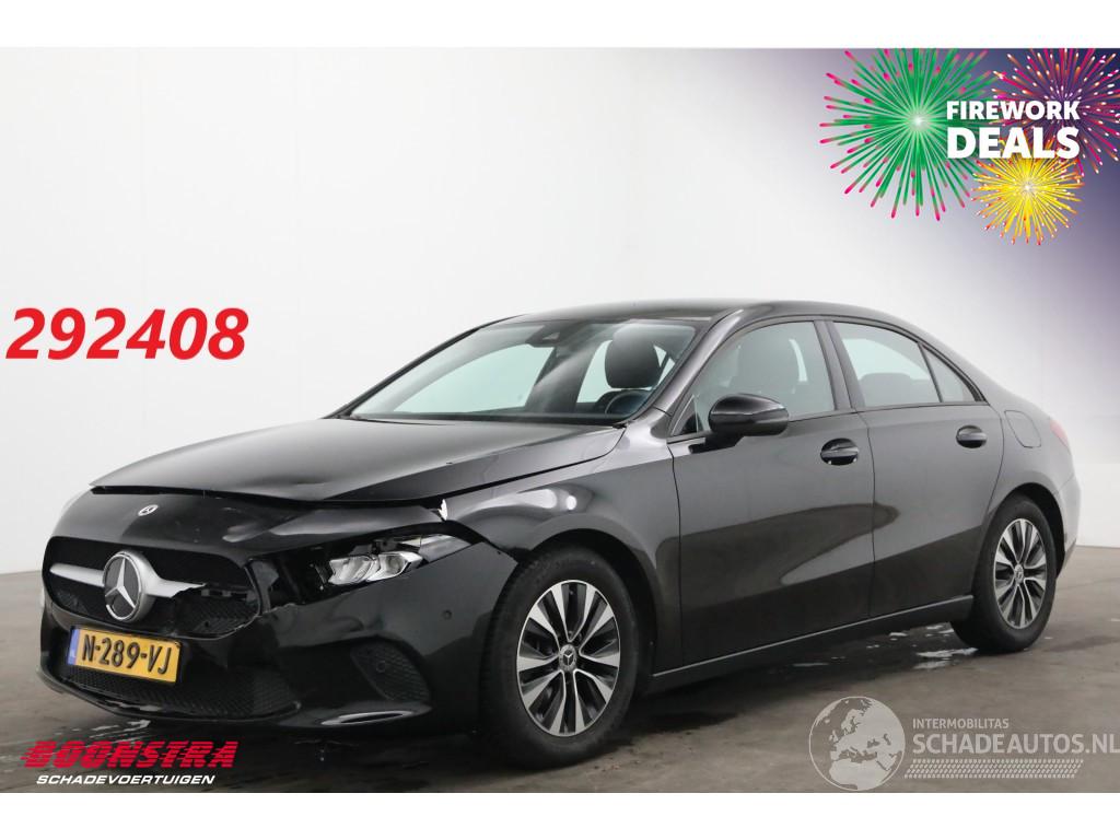 Mercedes A-klasse 180 7G-Tronic Navi Clima Cruise Camera SHZ PDC