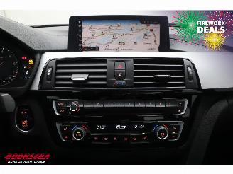 BMW 3-serie 318i M-Sport Aut. LED Leder Navi Clima Cruise SHZ 120.976 km! picture 19