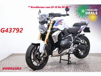 danneggiata motocicli BMW  R 1250 R 3X Pakket Cruise Heizgriffe LED 15.188 km! 2020/11