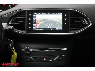 Peugeot 308 SW 1.6 BlueHDI Active Pano Leder Navi Clima Cruise Camera SHZ AHK 168.661 km! picture 12