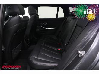 BMW 3-serie Touring 330e M-Sport Pano LED ACC H/K HUD Memory Camera 55.315 km! picture 16