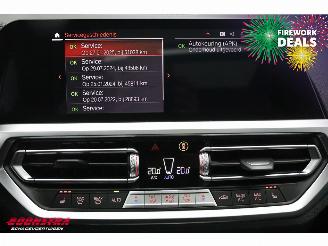 BMW 3-serie Touring 330e M-Sport Pano LED ACC H/K HUD Memory Camera 55.315 km! picture 26
