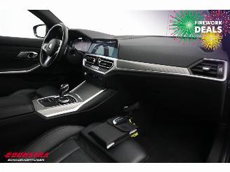 BMW 3-serie Touring 330e M-Sport Pano LED ACC H/K HUD Memory Camera 55.315 km! picture 12