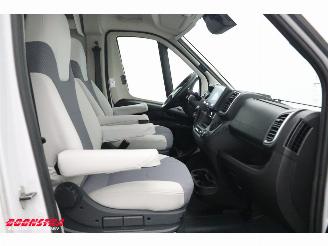   600D 2.2 MJ 180 PK Aut. Hefdak Dwarsbed Douche Cruise picture 28