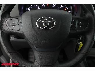 Toyota Proace 1.5 D-4D Cool Long 9-Pers. Airco Cruise picture 13