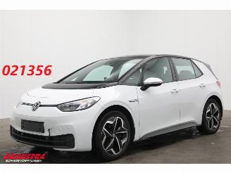 Vaurioauto  passenger cars Volkswagen ID.3 Pro S 77 kWh LED ACC LRHZ Navi SHZ PDC 2022/12