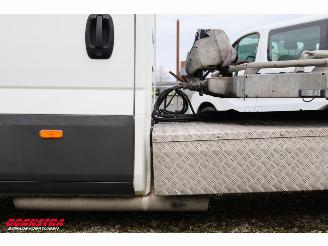 Iveco  Hi-Matic BE-Kombi DoKa Navi Clima Cruise picture 5