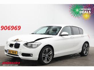 skadebil auto BMW 1-serie 116i 5-DRS Navi Bluetooth Airco PDC SHZ 2014/9