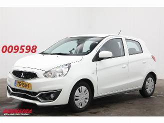 krockskadad bil auto Mitsubishi Space-star 1.0 Cool+ Airco 42.325 km! 2018/7